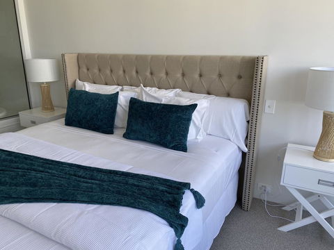 Circle On Cavill 2, 3, 4 & 5 Bedroom SkyHomes & SUB PENTHOUSES By Gold Coast Holidays - Maitland Accommodation 11
