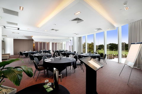 RACV Royal Pines Resort Gold Coast - Maitland Accommodation 39