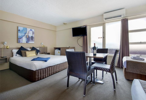 The Metropolitan Spring Hill - Maitland Accommodation 22