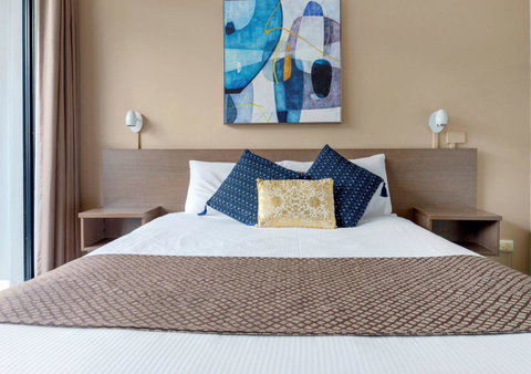 The Metropolitan Spring Hill - Maitland Accommodation 19