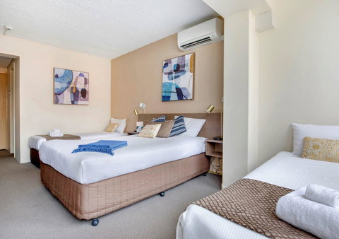 The Metropolitan Spring Hill - Maitland Accommodation 15