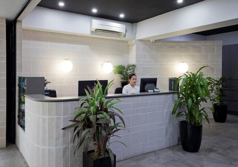 The Metropolitan Spring Hill - Maitland Accommodation 4