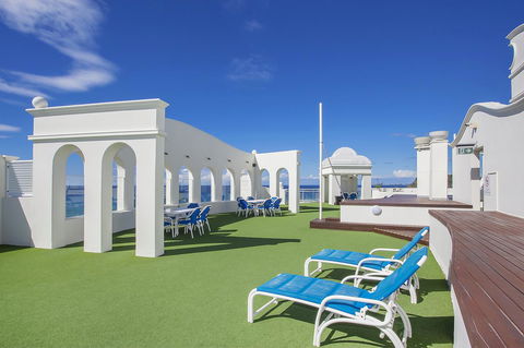 ULTIQA Burleigh Mediterranean Resort - Maitland Accommodation 26