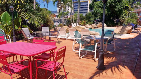 Cairns Queenslander Hotel & Apartments - Maitland Accommodation 29