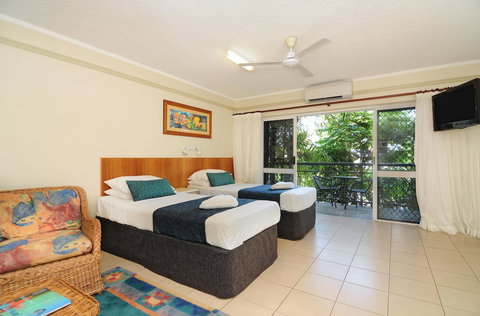 Cairns Queenslander Hotel & Apartments - Maitland Accommodation 7