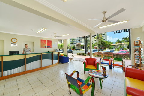 Cairns Queenslander Hotel & Apartments - Maitland Accommodation 5