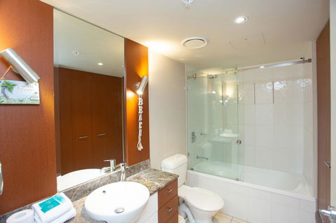 Chevron Renaissance - Private Apartments - Maitland Accommodation 4