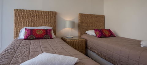 Norfolk Luxury Beachfront Apartments - Maitland Accommodation 32
