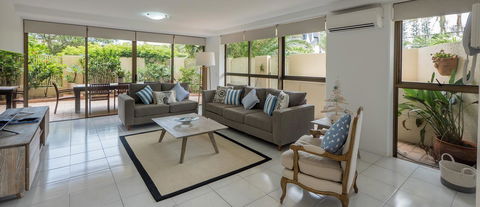 Norfolk Luxury Beachfront Apartments - Maitland Accommodation 12