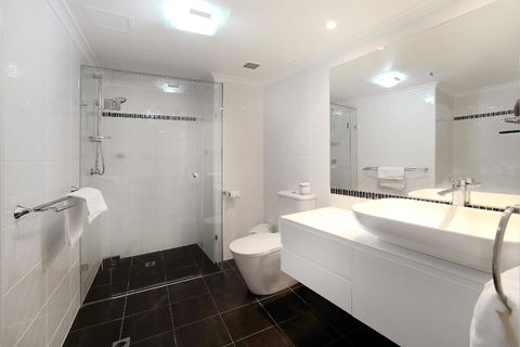 The Meriton Apartments On Main Beach - Maitland Accommodation 19