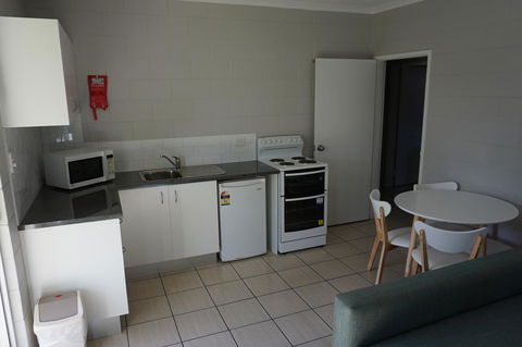 YAL Cairns - A Motel That Makes A Difference - Maitland Accommodation 26