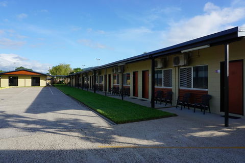 YAL Cairns - A Motel That Makes A Difference - Maitland Accommodation 39