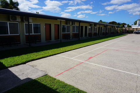 YAL Cairns - A Motel That Makes A Difference - Maitland Accommodation 41