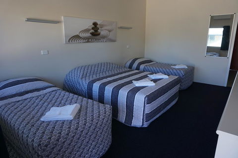 YAL Cairns - A Motel That Makes A Difference - Maitland Accommodation 17