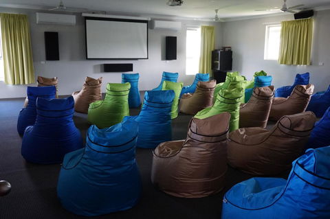 YAL Cairns - A Motel That Makes A Difference - Maitland Accommodation 4