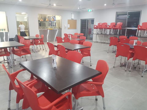 YAL Cairns - A Motel That Makes A Difference - Maitland Accommodation 9