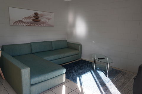 YAL Cairns - A Motel That Makes A Difference - Maitland Accommodation 22
