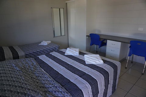 YAL Cairns - A Motel That Makes A Difference - Maitland Accommodation 32