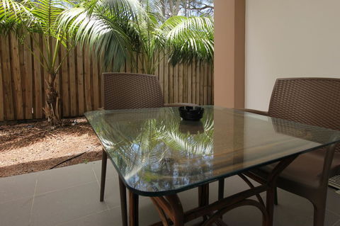 Novena Palms Motel - Maitland Accommodation 3
