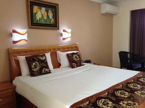 Novena Palms Motel - Maitland Accommodation 10