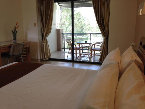 Novena Palms Motel - Maitland Accommodation 14