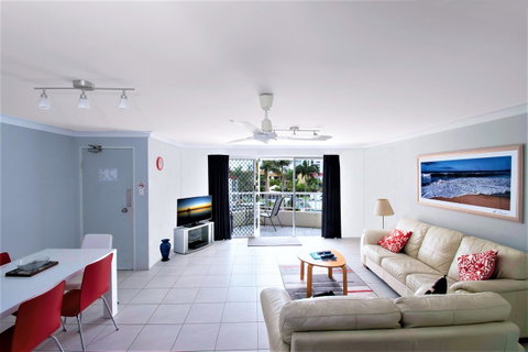 Key Largo Holiday Apartments - Maitland Accommodation 9