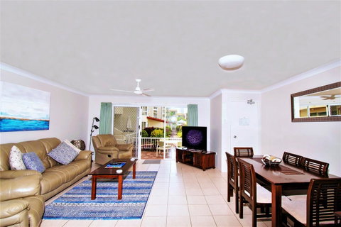 Key Largo Holiday Apartments - Maitland Accommodation 12