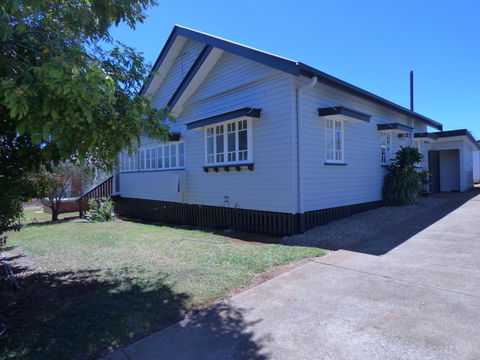 Lilly Pilly House - Maitland Accommodation 14