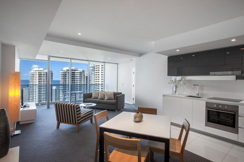 Hilton Surfers Paradise Residences - Maitland Accommodation 35