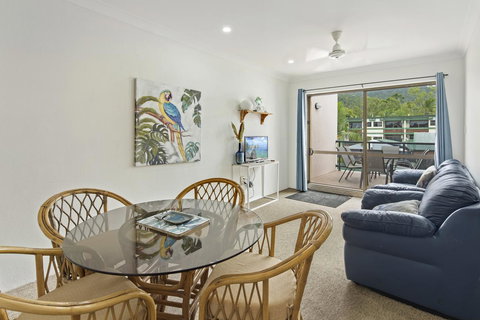Location! 2BR Town View Unit In Centre Of Airlie. - Maitland Accommodation 15