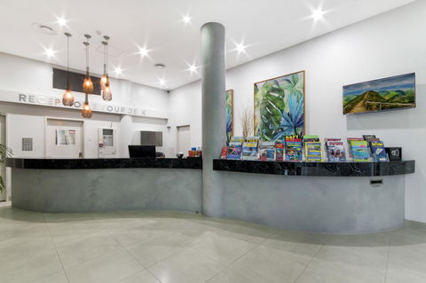 Sunshine Tower Hotel - Maitland Accommodation 24