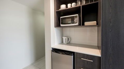 Sunshine Tower Hotel - Maitland Accommodation 8