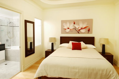 MacArthur Chambers - Maitland Accommodation 4