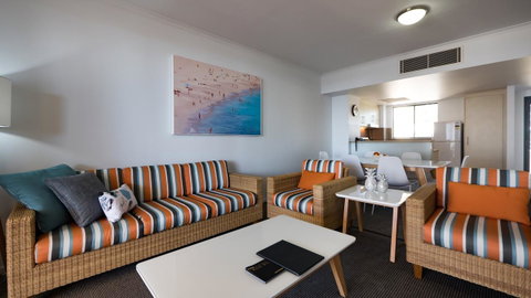 Swell Resort Burleigh Heads - Maitland Accommodation 9