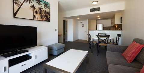 Swell Resort Burleigh Heads - Maitland Accommodation 21