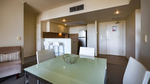 Swell Resort Burleigh Heads - Maitland Accommodation 36