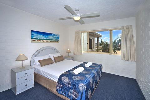 Surf Dance Apartments - Maitland Accommodation 20