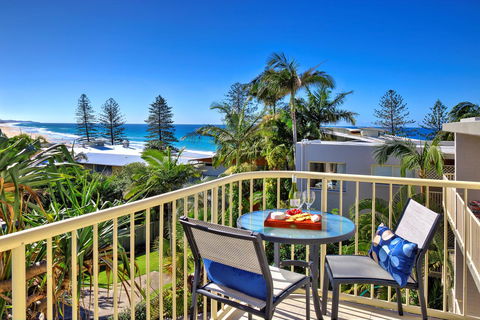 Surf Dance Apartments - Maitland Accommodation 11