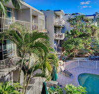 Surf Dance Apartments - Maitland Accommodation