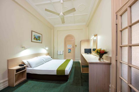 Hides Hotel - Maitland Accommodation 15
