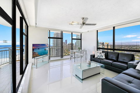 Beachcomber Holiday Apartment - Maitland Accommodation 5