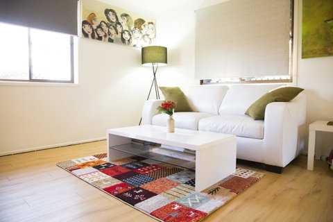 Arthouse - Maitland Accommodation 6
