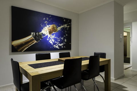 Moorings On Cavill Surfers Paradise - Maitland Accommodation 3