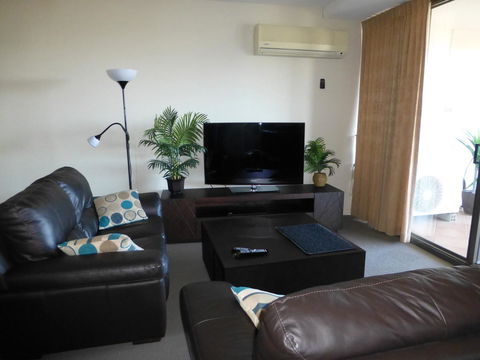 The Oasis Apartments - Maitland Accommodation 7