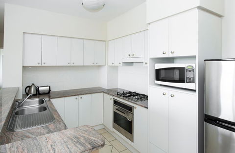 The Oasis Apartments - Maitland Accommodation 11