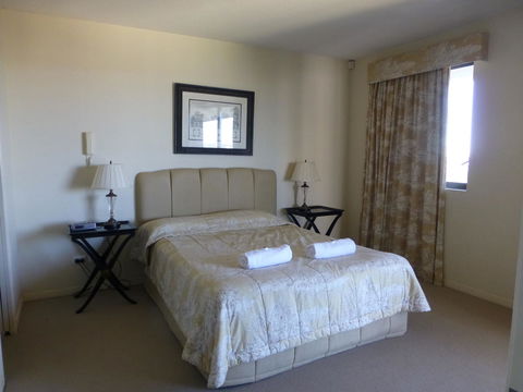 The Oasis Apartments - Maitland Accommodation 17