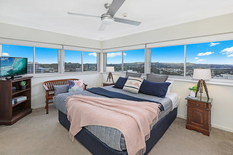 Elouera Tower - Maitland Accommodation 0