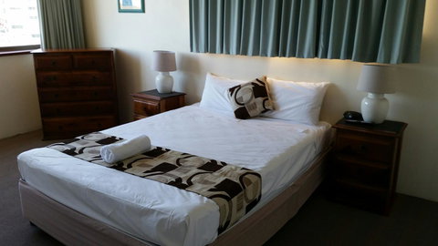 Elouera Tower - Maitland Accommodation 28