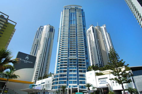 Chevron Renaissance - HR Surfers Paradise - Maitland Accommodation 0