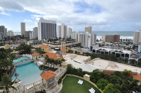 Chevron Renaissance - HR Surfers Paradise - Maitland Accommodation 29